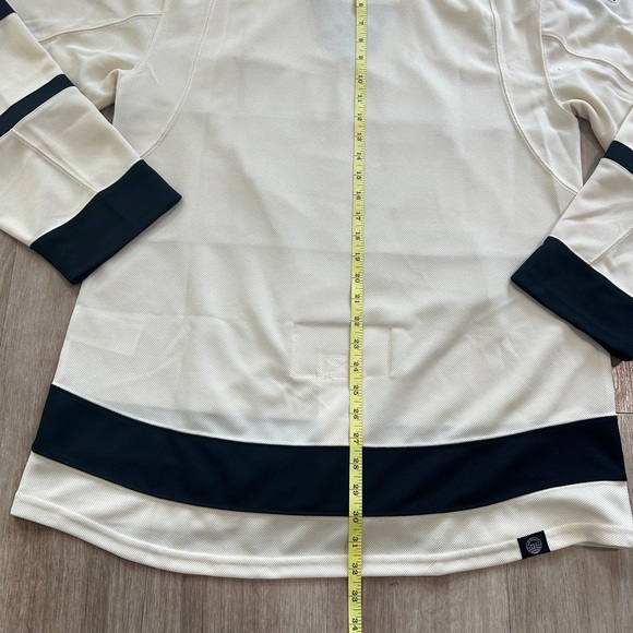 Adidas On Ice Pittsburgh Penguins 2023 NHL Winter Classic Jersey -  Size 50 - Picture 8 of 8